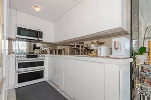 1000 West Ave, Miami Beach, FL 33139 - Photo 12