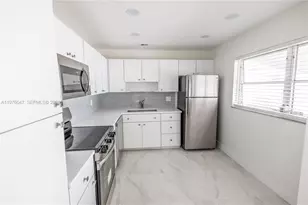 1057 NW 88th Ave, Plantation, FL 33322 - Photo 4
