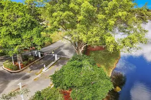 2091 Island Cir, Weston, FL 33326 - Photo 44