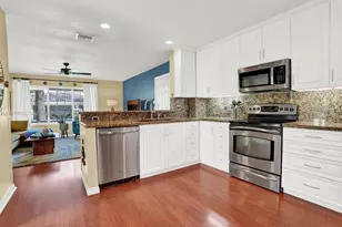 2091 Island Cir, Weston, FL 33326 - Photo 8