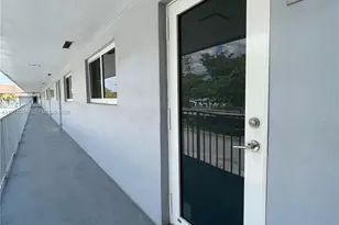 19255 NE 2nd Ave, Miami, FL 33179 - Photo 2