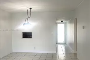 19255 NE 2nd Ave, Miami, FL 33179 - Photo 10