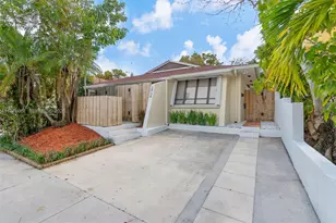 2934 W Trade Ave, Miami, FL 33133 - Photo 2