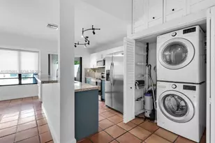 2934 W Trade Ave, Miami, FL 33133 - Photo 12