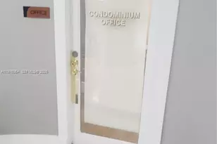 3140 S Ocean Dr, Hallandale Beach, FL 33009 - Photo 36