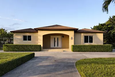 2295 NW 115th St, Miami, FL 33167 - Photo 2