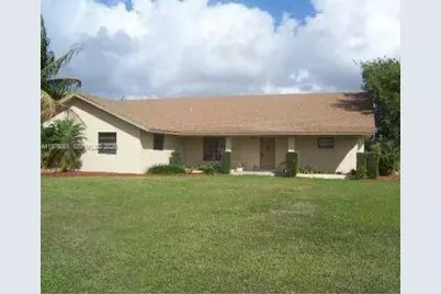 36995 SW 209th Ave, Homestead, FL 33034 - Photo 1