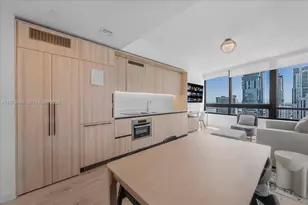 225 N Miami, Miami, FL 33128 - Photo 2