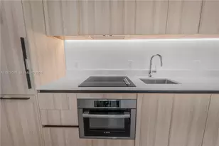 225 N Miami, Miami, FL 33128 - Photo 10