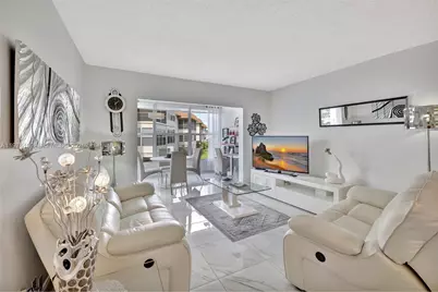 4705 NW 35th St #501, Lauderdale Lakes, FL 33319 - Photo 4