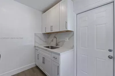 2410 NW 159th Ter, Miami Gardens, FL 33054 - Photo 16