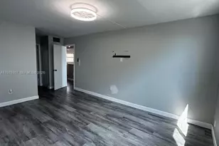 4000 NE 170th St, North Miami Beach, FL 33160 - Photo 16