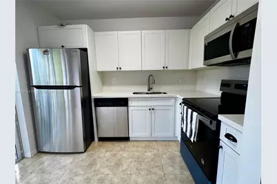 6676 SW 115th Ct #404, Miami, FL 33173 - Photo 12