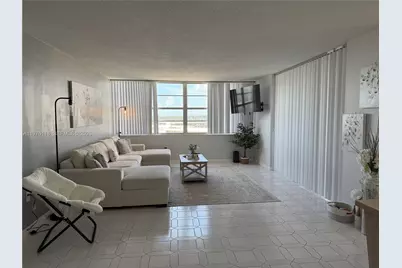 18011 Biscayne Blvd #805, Aventura, FL 33160 - Photo 4