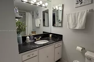 18011 Biscayne Blvd, Aventura, FL 33160 - Photo 12