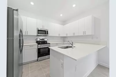 1513 SE 27th Rd, Homestead, FL 33035 - Photo 8