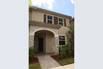 1513 SE 27th Rd, Homestead, FL 33035 - Photo 2