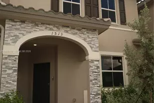 1513 SE 27th Rd, Homestead, FL 33035 - Photo 2