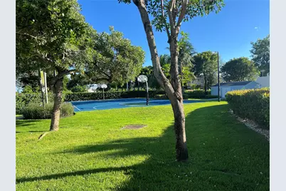 11010 NW 87th St, Doral, FL 33178 - Photo 44