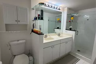 17100 N Bay Rd, Sunny Isles Beach, FL 33160 - Photo 14