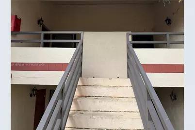 20170 NE 3rd Ct #6, Miami, FL 33179 - Photo 14