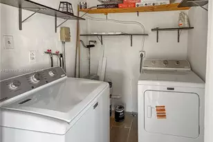 5245 SW 98th Ct, Miami, FL 33165 - Photo 16