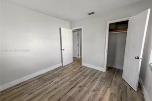 5245 SW 98th Ct, Miami, FL 33165 - Photo 10