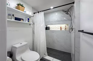 2766 S Carambola Cir S, Coconut Creek, FL 33066 - Photo 24