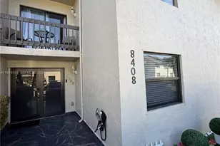 8408 NW 8th St, Miami, FL 33126 - Photo 2