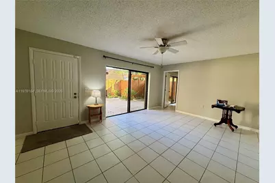 9143D SW 23rd St, Davie, FL 33324 - Photo 2