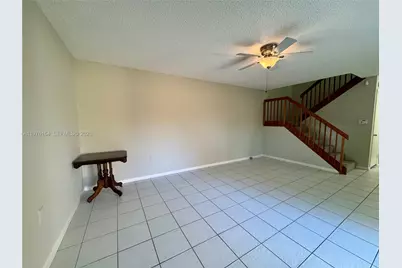 9143D SW 23rd St, Davie, FL 33324 - Photo 1