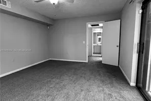 9143D SW 23rd St, Davie, FL 33324 - Photo 14