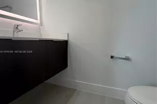 10479 NW 82nd St, Doral, FL 33178 - Photo 6