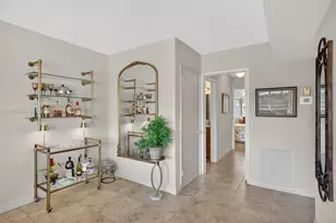 180 Isle Of Venice Dr, Fort Lauderdale, FL 33301 - Photo 18