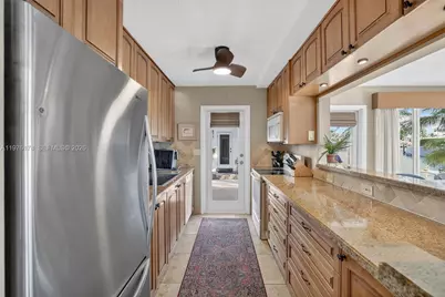 180 Isle Of Venice Dr #121, Fort Lauderdale, FL 33301 - Photo 18