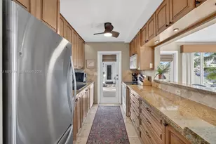 180 Isle Of Venice Dr, Fort Lauderdale, FL 33301 - Photo 18