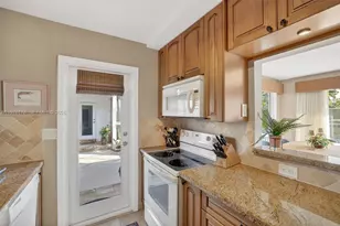 180 Isle Of Venice Dr, Fort Lauderdale, FL 33301 - Photo 22