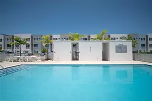 2561 NE 193rd St, Miami, FL 33180 - Photo 6