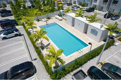 2561 NE 193rd St #1107, Miami, FL 33180 - Photo 4