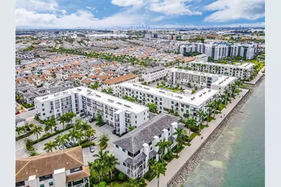 4703 NW 84th Ct, Doral, FL 33166 - Photo 4