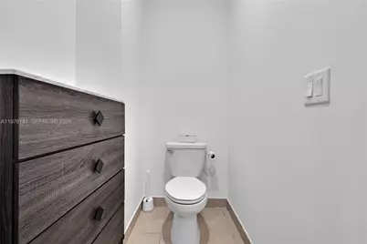 4703 NW 84th Ct, Doral, FL 33166 - Photo 40