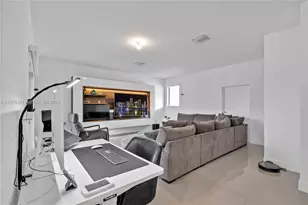 4703 NW 84th Ct, Doral, FL 33166 - Photo 46