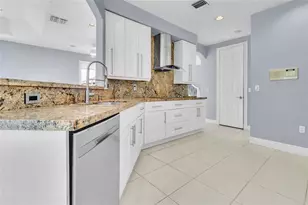 1547 Mariner Way, Hollywood, FL 33019 - Photo 16