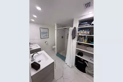 13499 Biscayne Blvd #1414, North Miami, FL 33181 - Photo 14