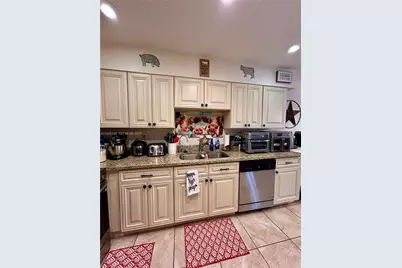 6605 NW 76th St, Tamarac, FL 33321 - Photo 16