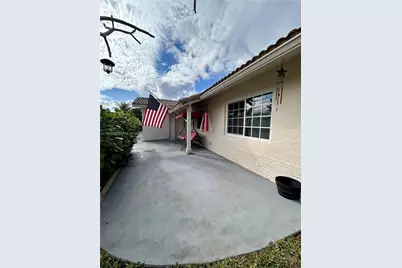 6605 NW 76th St, Tamarac, FL 33321 - Photo 6