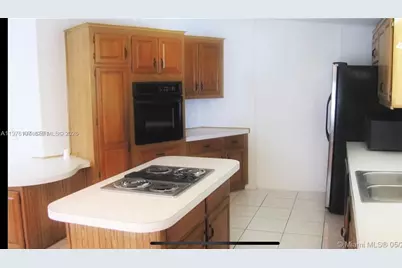19800 SW 180 Ave #320, Miami, FL 33187 - Photo 2
