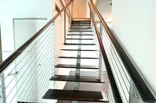 690 SW 1st Ct, Miami, FL 33130 - Photo 4