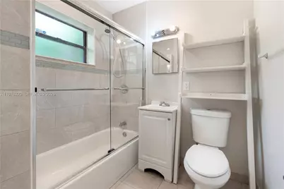 214 Salamanca Ave #3, Coral Gables, FL 33134 - Photo 2