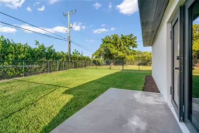 8421 SW 27th Ter, Miami, FL 33155 - Photo 10